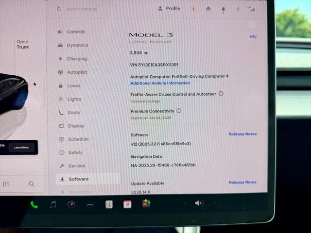 2025 Tesla Model 3 Standard Rear-Wheel Drive