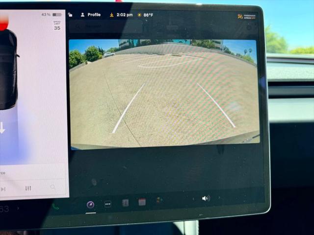 2025 Tesla Model 3 Standard Rear-Wheel Drive