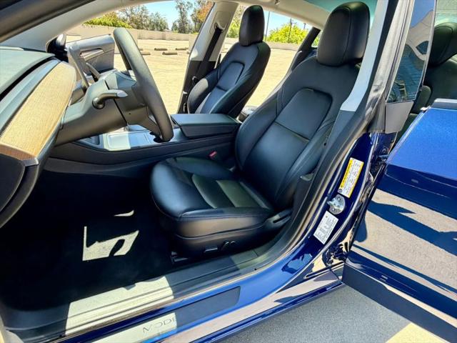 2022 Tesla Model 3 Rear-Wheel Drive