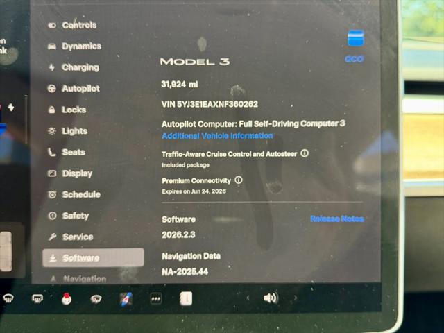 2022 Tesla Model 3 Rear-Wheel Drive