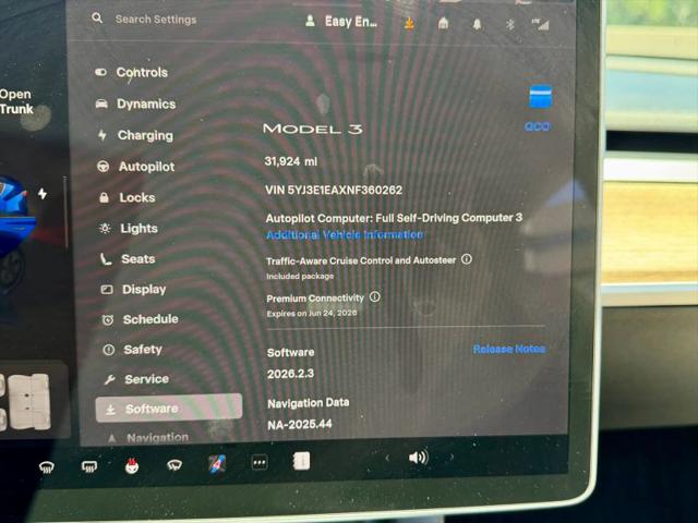 2022 Tesla Model 3 Rear-Wheel Drive