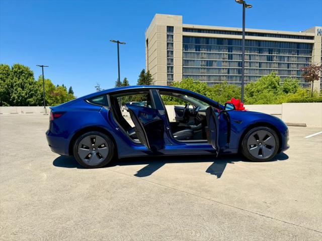 2022 Tesla Model 3 Rear-Wheel Drive