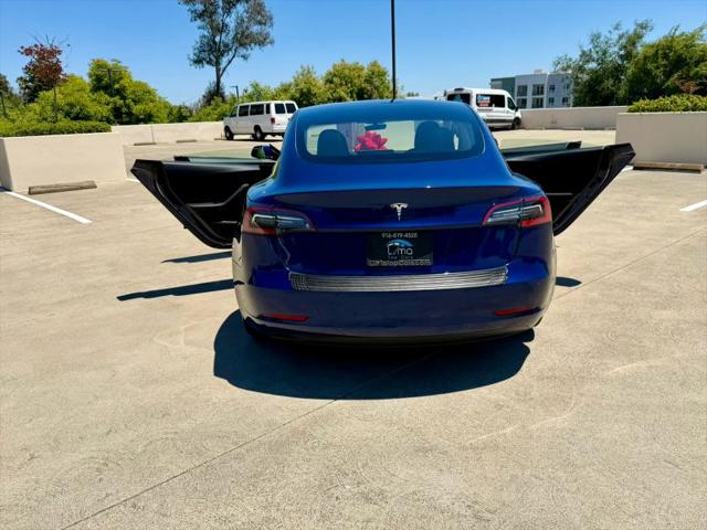 2022 Tesla Model 3 Rear-Wheel Drive
