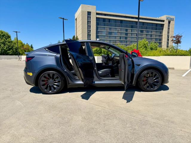 2022 Tesla Model Y Performance Dual Motor All-Wheel Drive