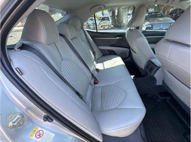 2018 Toyota Camry SE