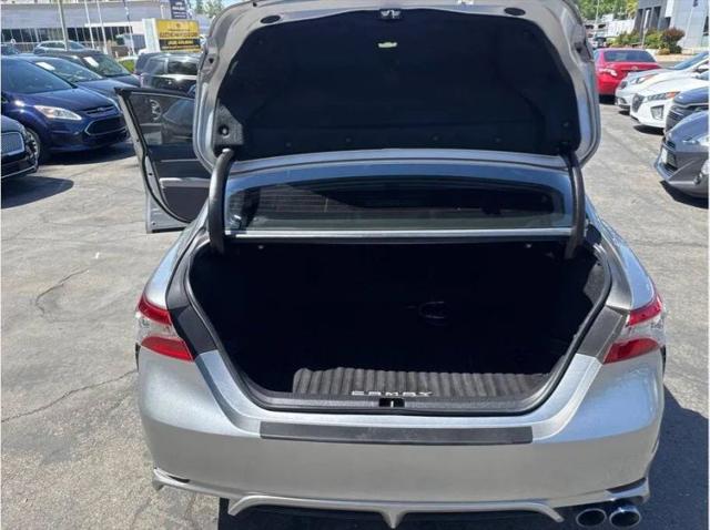 2018 Toyota Camry SE