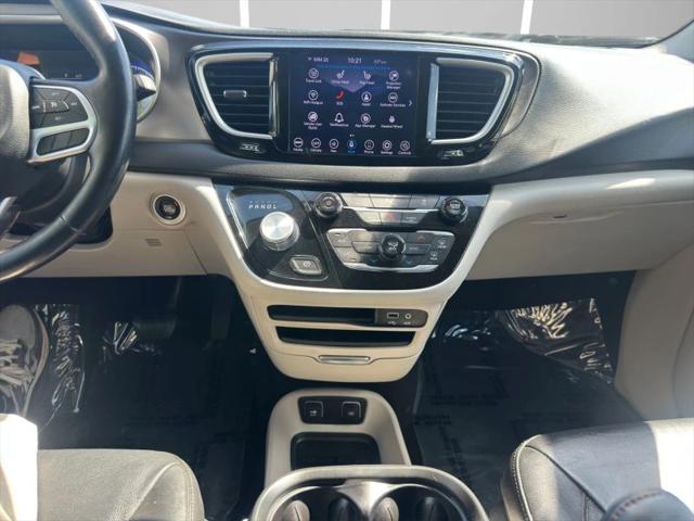 2020 Chrysler Pacifica Touring L