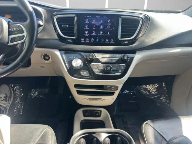 2020 Chrysler Pacifica Touring L