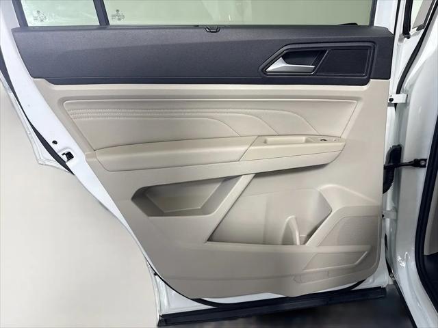 2021 Volkswagen Atlas 3.6L V6 SE w/Technology R-Line