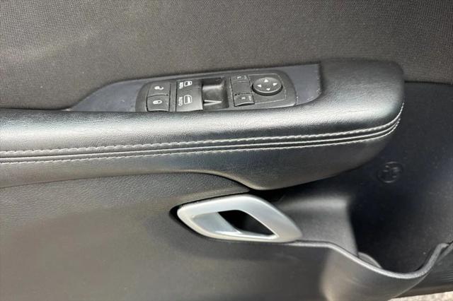 2016 Dodge Challenger SXT