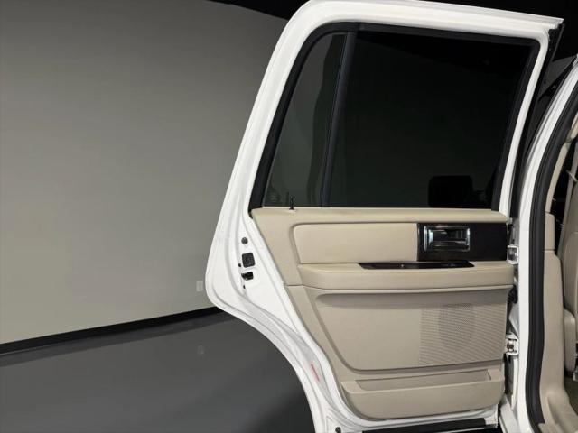 2017 Lincoln Navigator Select
