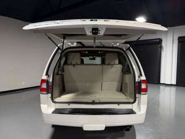 2017 Lincoln Navigator Select
