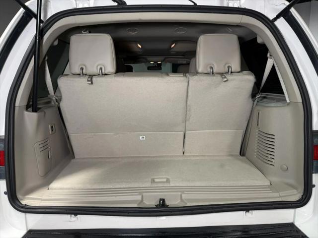 2017 Lincoln Navigator Select