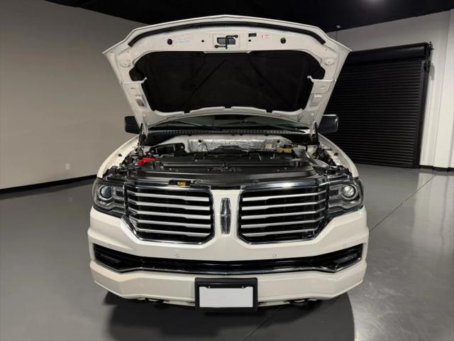 2017 Lincoln Navigator Select