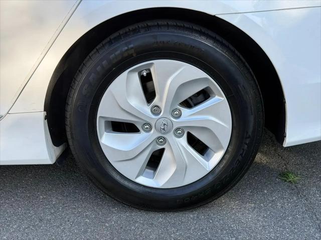 2013 Hyundai Sonata Hybrid Hybrid Base