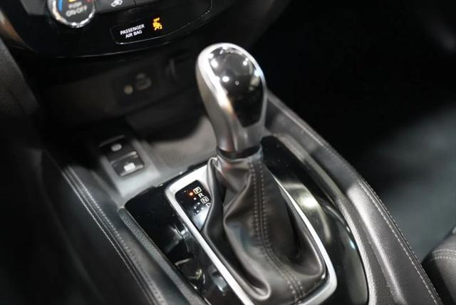 2020 Nissan Rogue Sport SL FWD Xtronic CVT