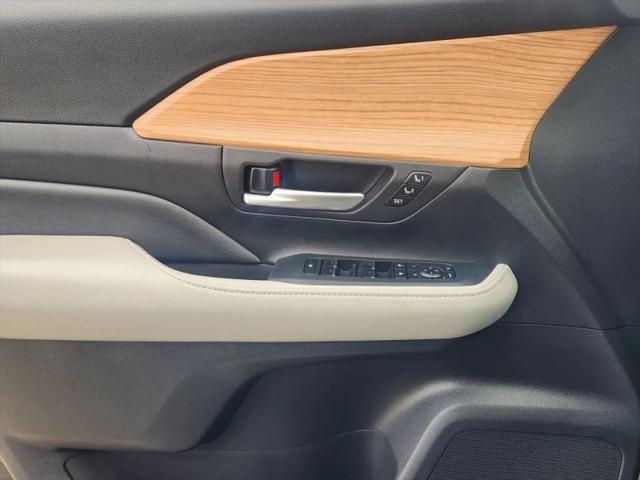 2025 Toyota Grand Highlander Limited