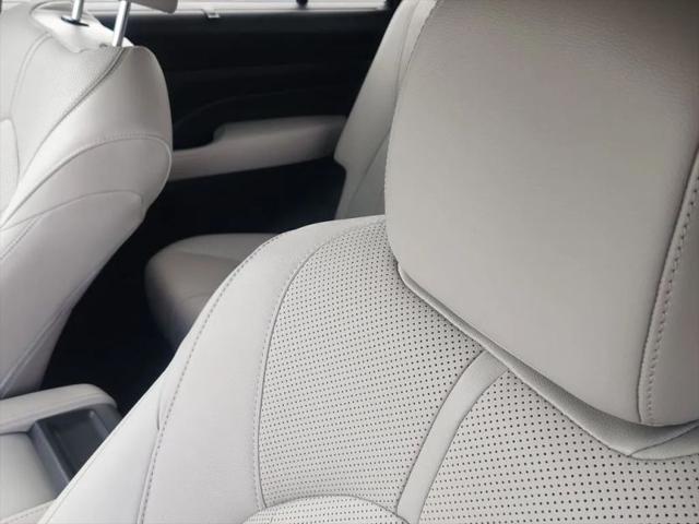 2025 Toyota Grand Highlander Limited