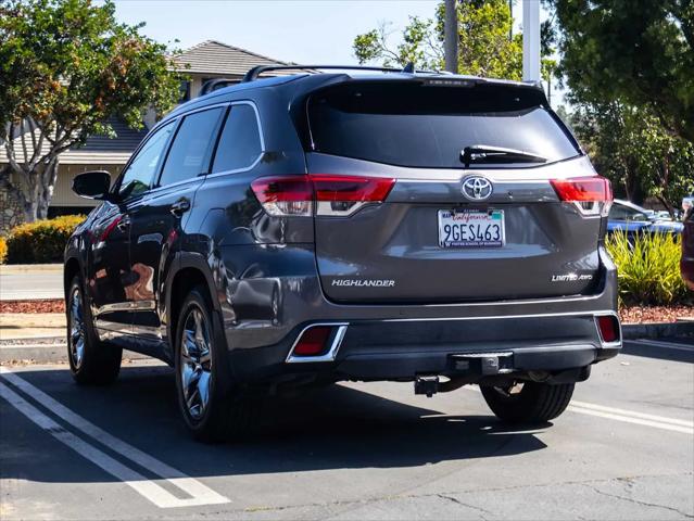 2017 Toyota Highlander Limited Platinum