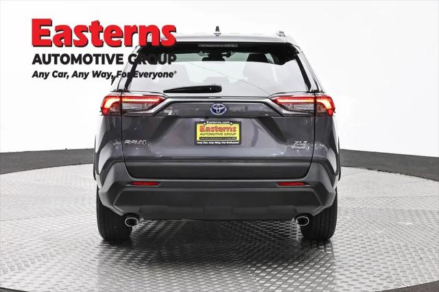 2022 Toyota RAV4 Hybrid XLE