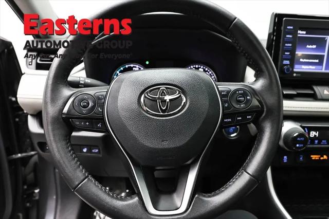 2022 Toyota RAV4 Hybrid XLE