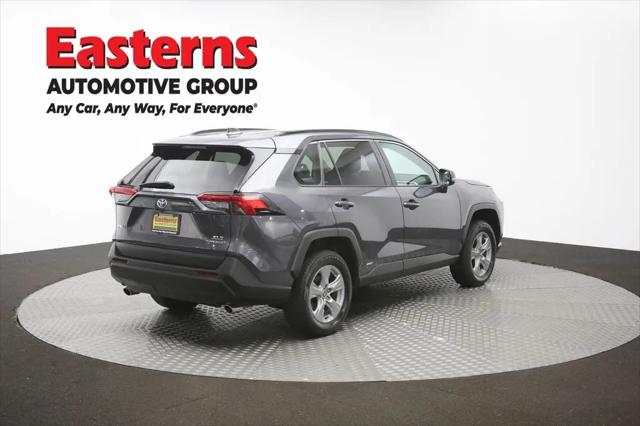 2022 Toyota RAV4 Hybrid XLE