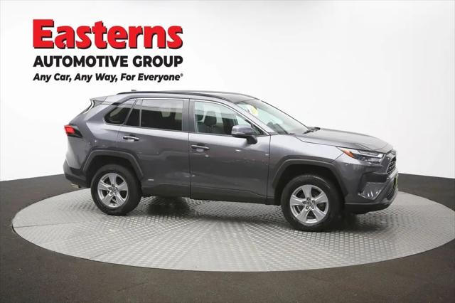 2022 Toyota RAV4 Hybrid XLE