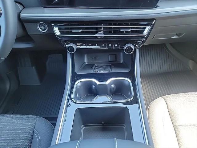 2026 Chevrolet Traverse AWD LT