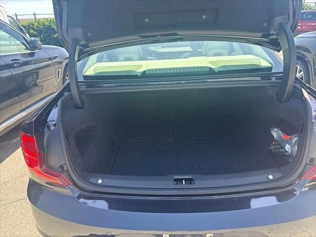 2017 Volvo S90 T6 Momentum