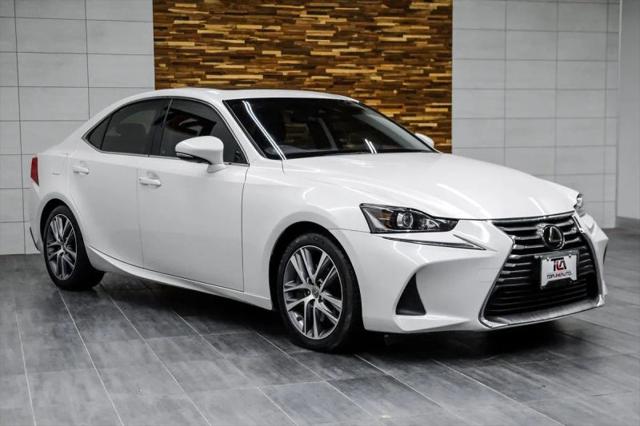 2019 Lexus IS 300 300