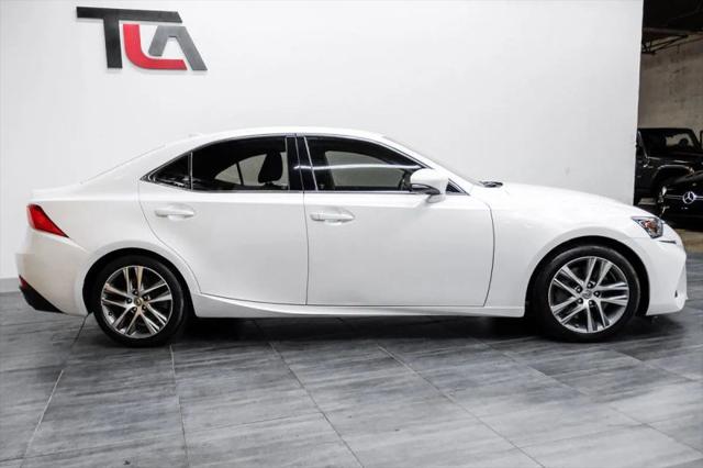 2019 Lexus IS 300 300