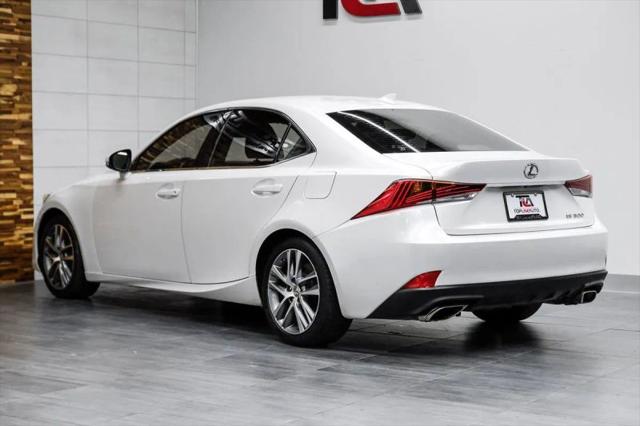 2019 Lexus IS 300 300