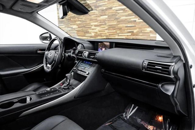 2019 Lexus IS 300 300
