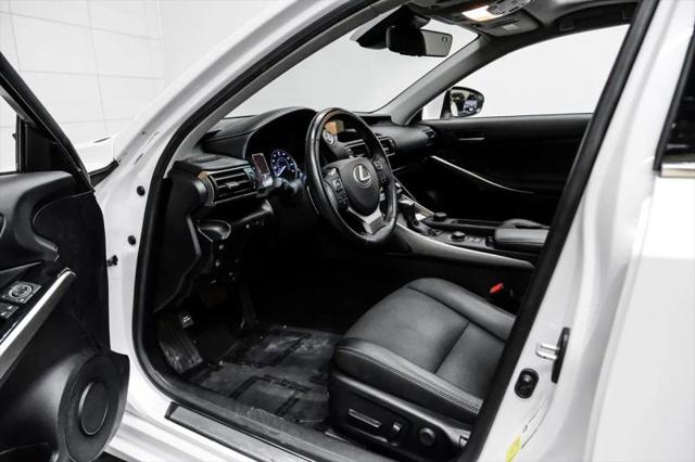2019 Lexus IS 300 300