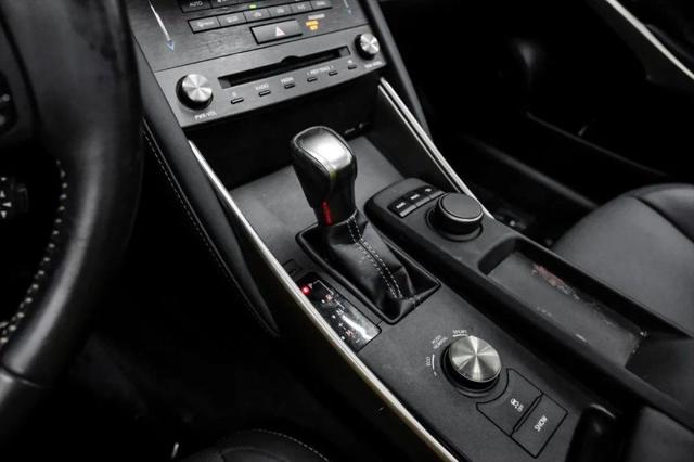 2019 Lexus IS 300 300