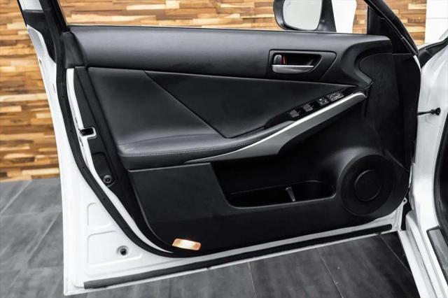 2019 Lexus IS 300 300