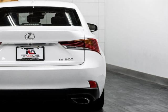 2019 Lexus IS 300 300