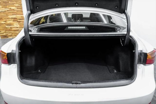 2019 Lexus IS 300 300
