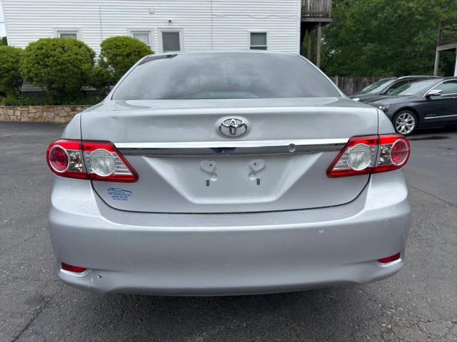 2011 Toyota Corolla LE