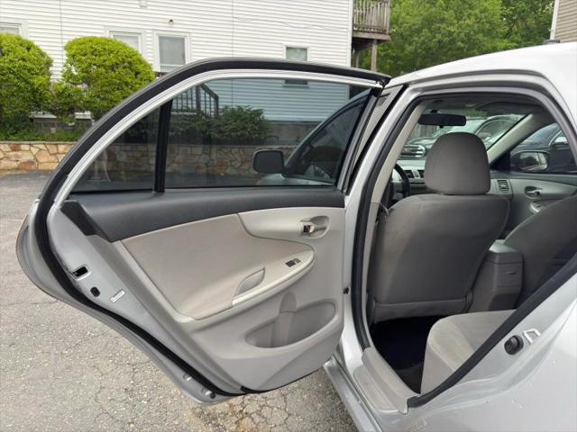 2011 Toyota Corolla LE