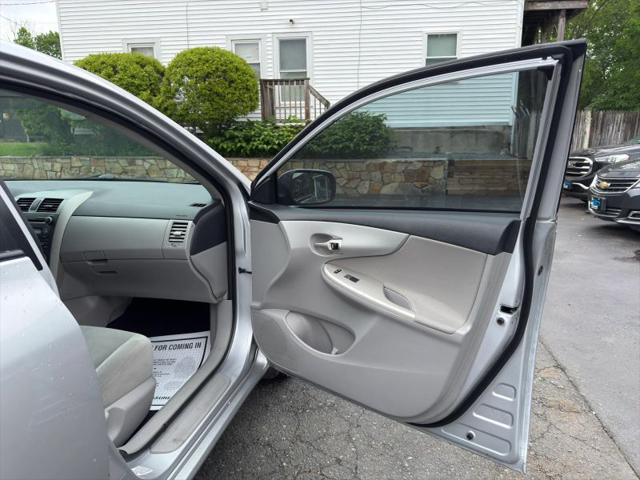 2011 Toyota Corolla LE