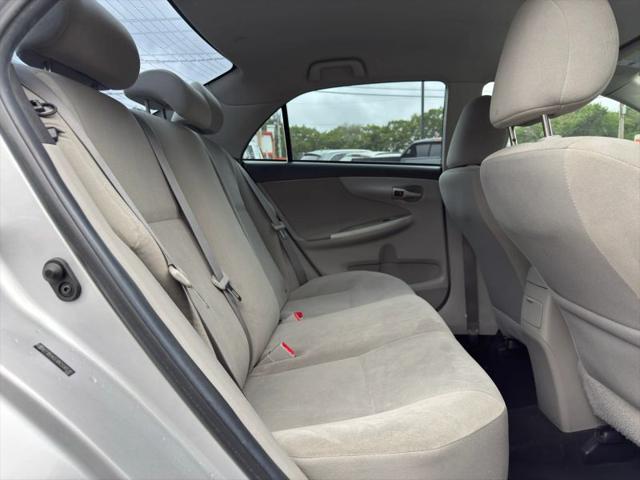 2011 Toyota Corolla LE