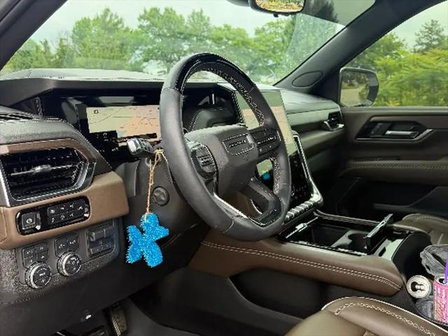 2025 GMC Yukon 4WD Denali Ultimate