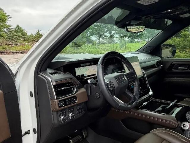 2025 GMC Yukon 4WD Denali Ultimate