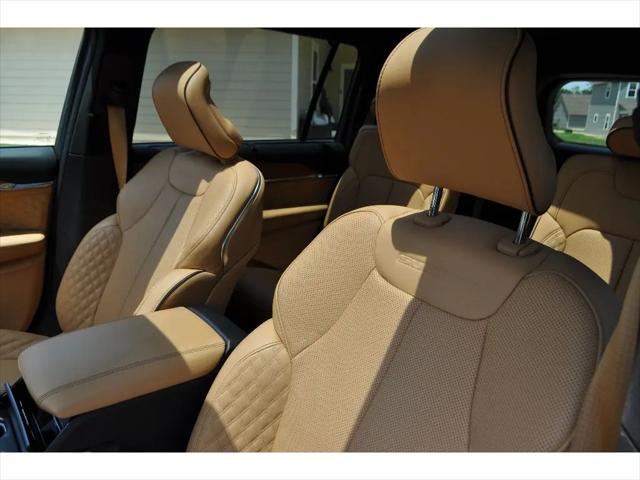 2025 Jeep Grand Cherokee L Summit Reserve 4x4
