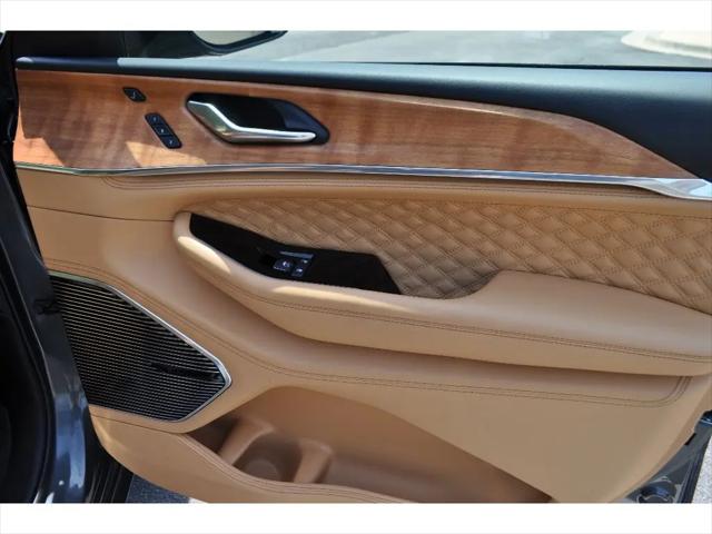 2025 Jeep Grand Cherokee L Summit Reserve 4x4