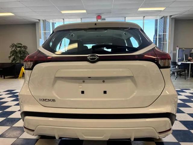 2024 Nissan Kicks S Xtronic CVT