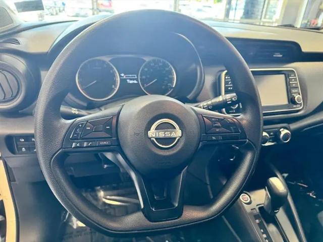 2024 Nissan Kicks S Xtronic CVT