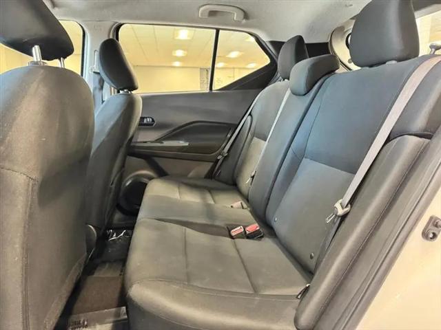 2024 Nissan Kicks S Xtronic CVT