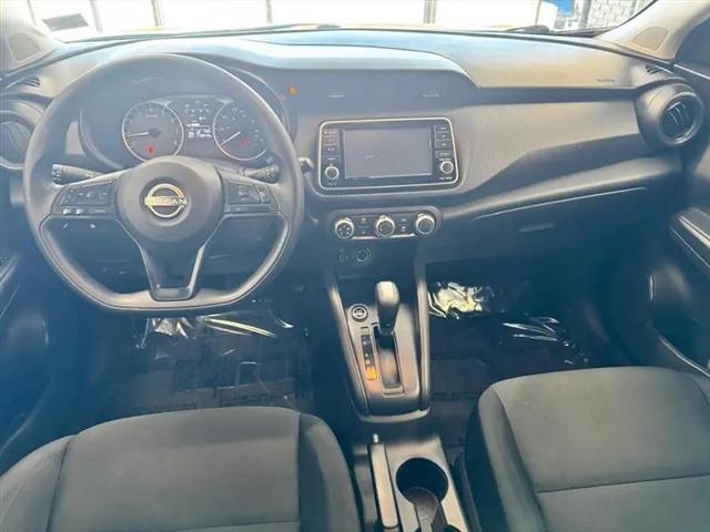 2024 Nissan Kicks S Xtronic CVT